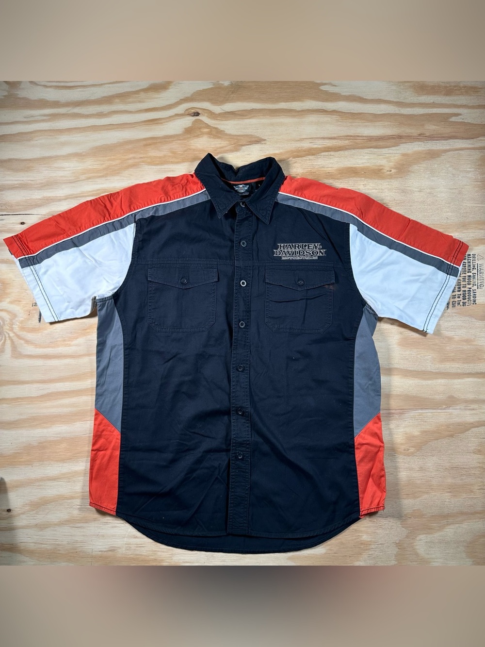 Harley-Davidson Black, Red & White Colorblock Short Sleeve Button-Down Shirt
